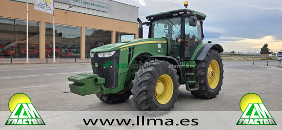 Tractor agrícola - John Deere - 8260R