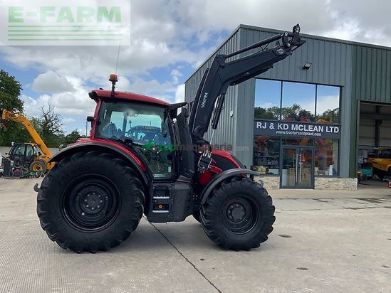 Tractor agrícola - Valtra - n175 unlimited tractor (st26881)