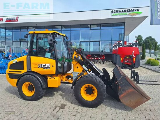 Telescopica - JCB - 407 sv