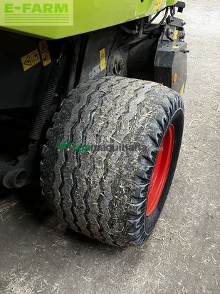 Empacadora gigant - Claas - variant 380 rc