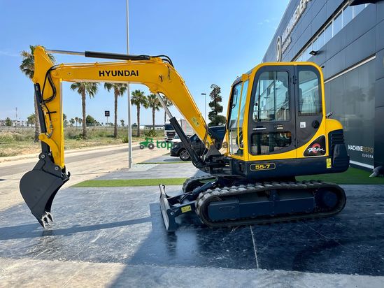Excavadora Hyundai Robex 55-7. 