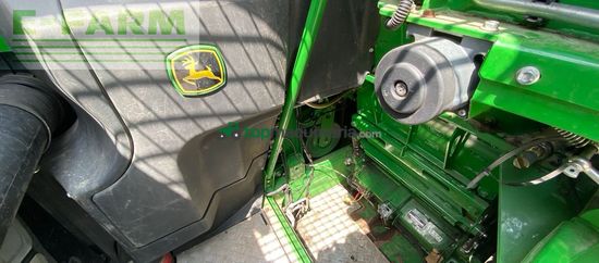 Cosechadora de Cereal - John Deere - 8300