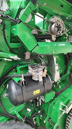 Empacadora gigant - John Deere - f441r