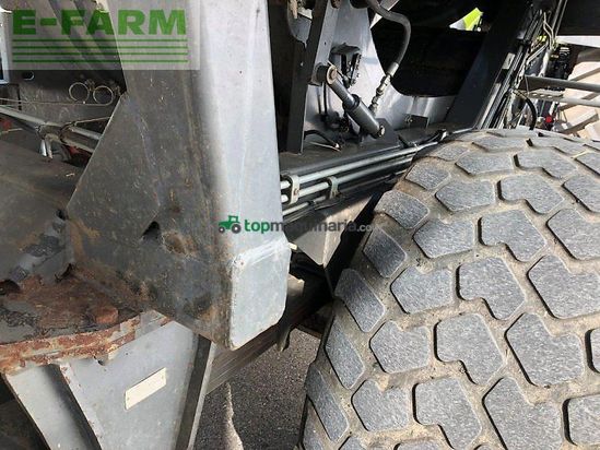 Empacadora gigant - Claas - quadrant 3400