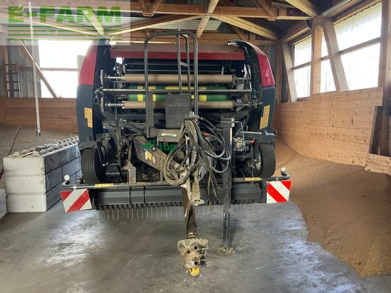 Empacadora gigant - Massey Ferguson - 3130F RB