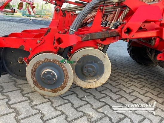 Sembradora - Pöttinger - terrasem c6 artis