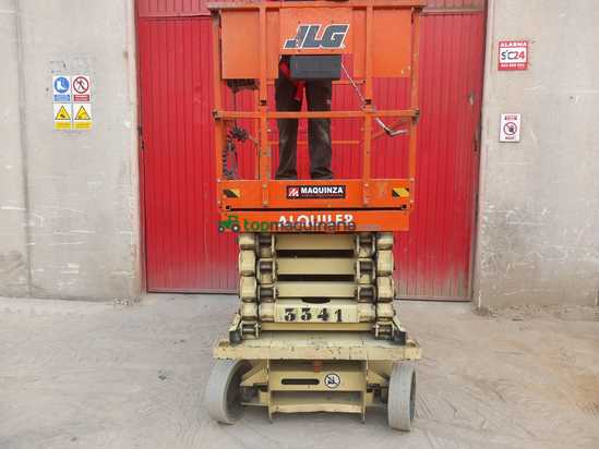 Tijera JLG 10RS