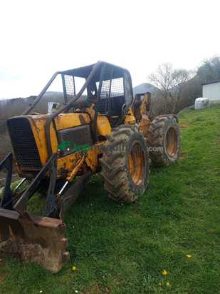 Tractor forestal - John Deere - 440 B