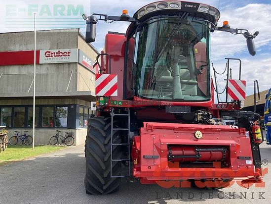Cosechadora de Cereal - Case IH - 6150 stage v