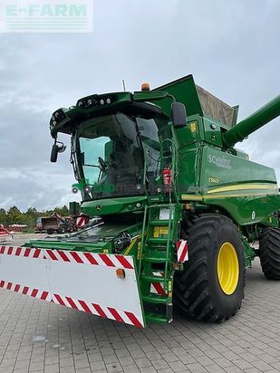 Cosechadora de Cereal - John Deere - t560