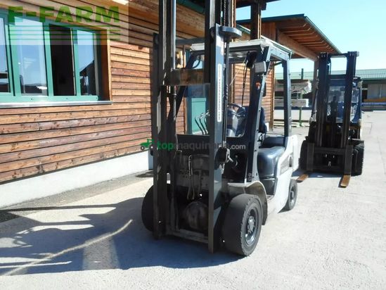 Elevadora - Nissan - y1f2a25 triplex 4,75m + ss + ls