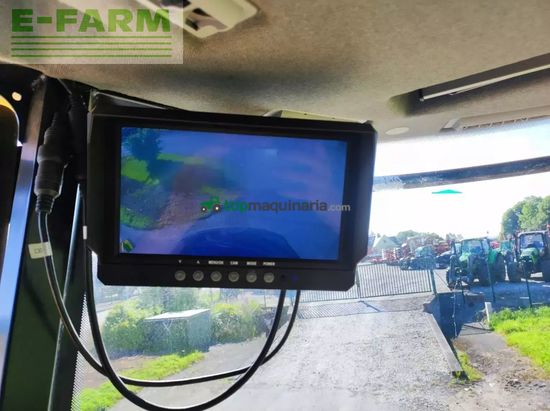 Cosechadora de Cereal - New Holland - cr8.90