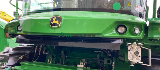 Cosechadora de Cereal - John Deere - 8300