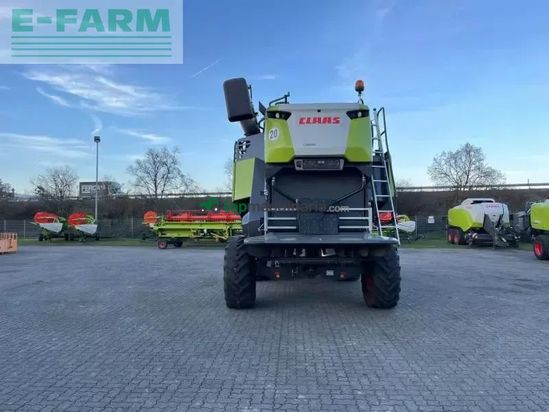 Cosechadora de Cereal - Claas - trion 530