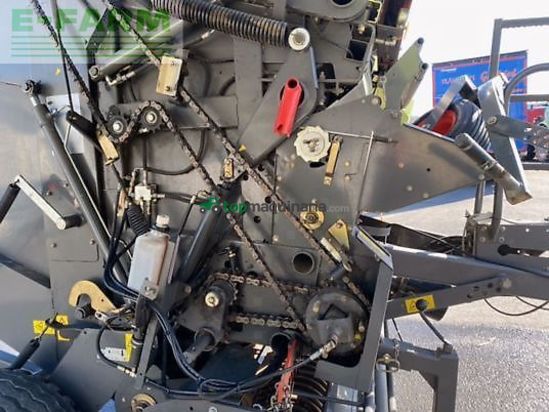 Empacadora gigant - Claas - variant 370