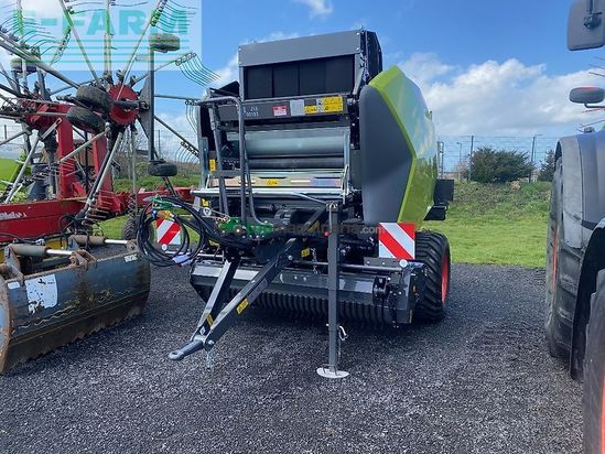 Empacadora gigant - Claas - variant 585 rc