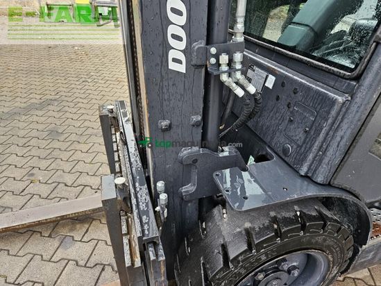 Elevadora - Doosan - d30s-9