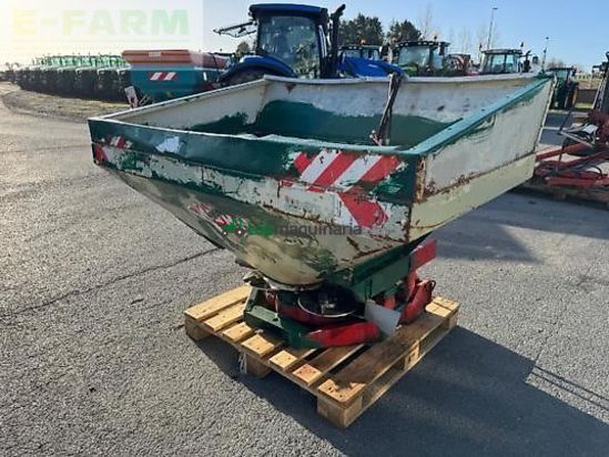 Esparcidor - Kuhn - zsb