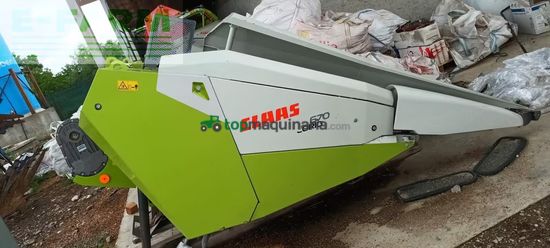 Cosechadora de Cereal - Claas - TRION 520 E5