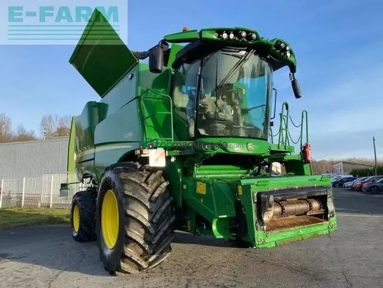 Cosechadora de Cereal - John Deere - s770