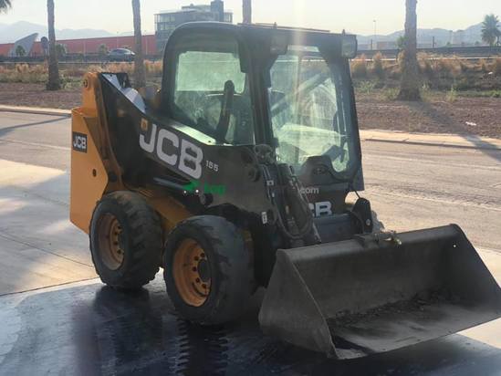 Minicargadora - JCB - 155