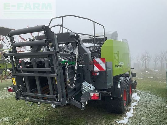 Empacadora gigant - Claas - quadrant 5300 fc