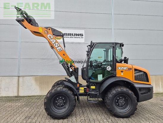 Minicargadora - Case IH - 321f hs xr evo