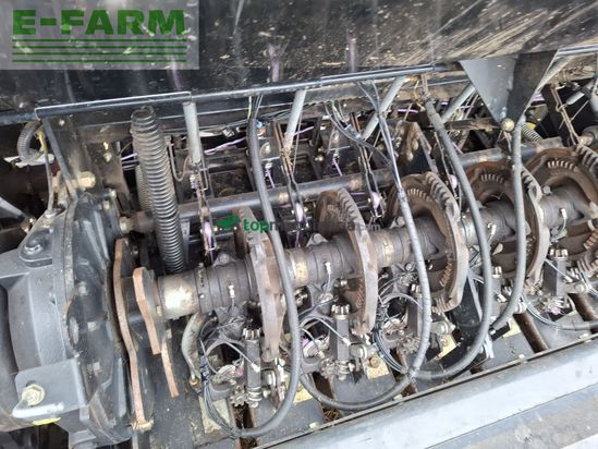 Empacadora gigant - New Holland - bb 9070 / bb9070