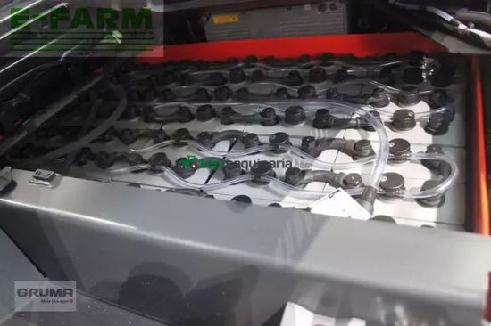 Elevadora - Linde - e 30/600 h 1252