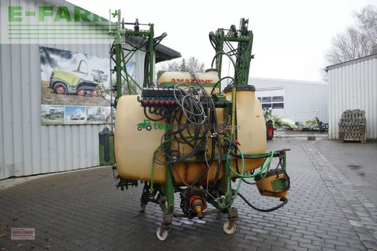 Atomizador - Amazone - uf 1000+fronttank & section control 15m gestänge