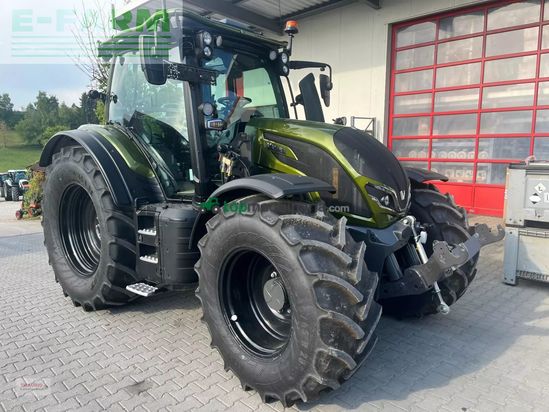 Tractor agrícola - Valtra - n155d m. rüfa und forstkabine
