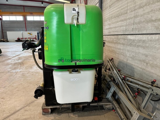  Pulverizador suspendido FEDE modelo 800 litros 