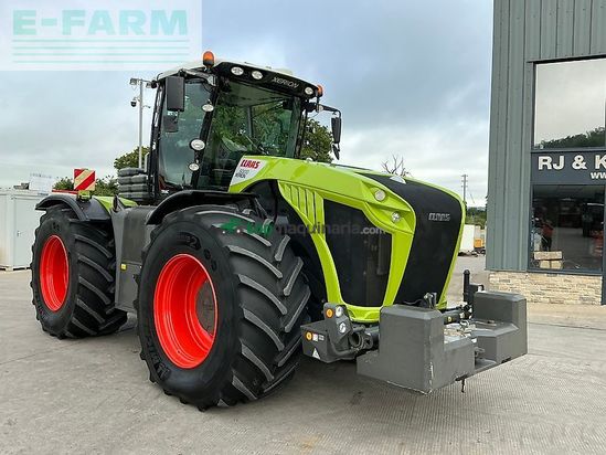 Tractor agrícola - Claas - xerion trac 5000 tractor (st26926)
