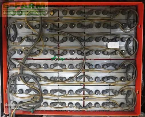 Elevadora - Linde - e 35/600 h 388