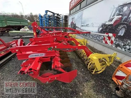 Grada rotativa - Pöttinger - terradisc 4000 k