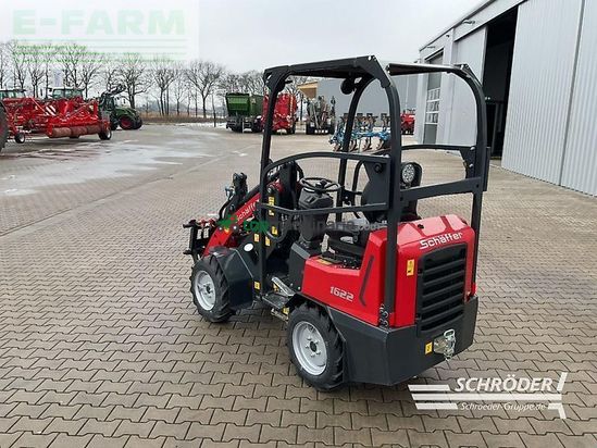 Minicargadora - Schaffer - 1622