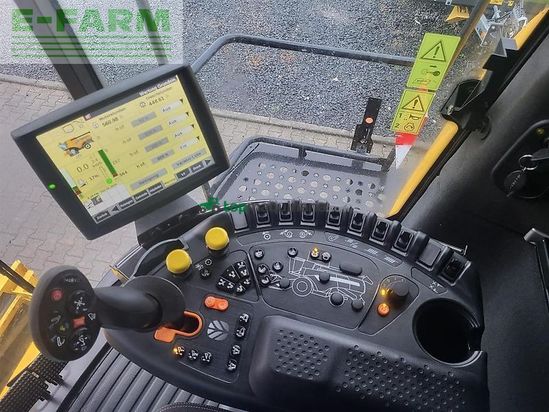 Cosechadora de Cereal - New Holland - cx 8.80 raupe