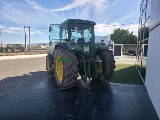 Tractor agrícola - John Deere - 8200