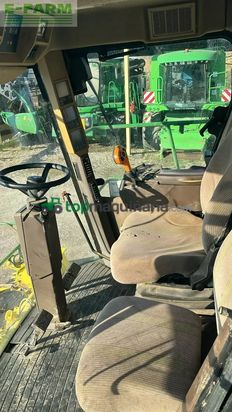 Cosechadora de Cereal - John Deere - 7400