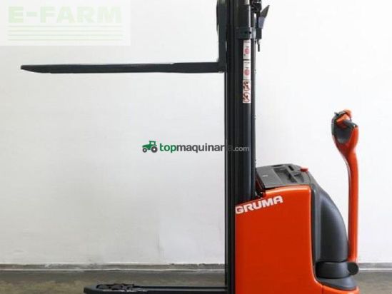 Elevadora - Linde - l 12 i 1172