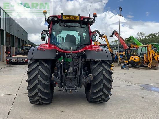 Tractor agrícola - Valtra - n175 unlimited tractor (st26881)