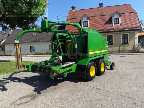 Empacadora gigant - John Deere - rundballenpresse 744