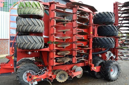 Sembradora - Kverneland - u-drill 6001