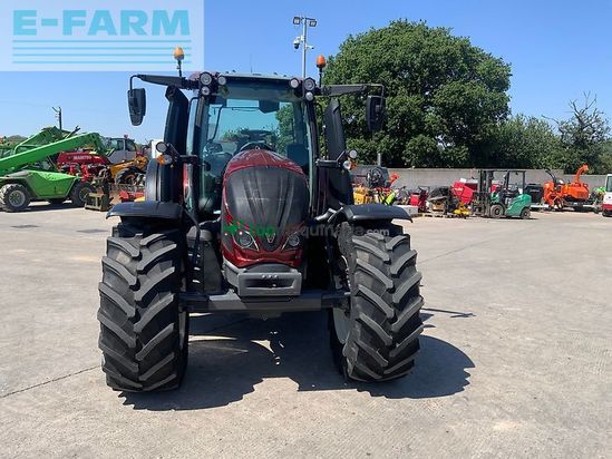 Tractor agrícola - Valtra - n154 active tractor (st27062)