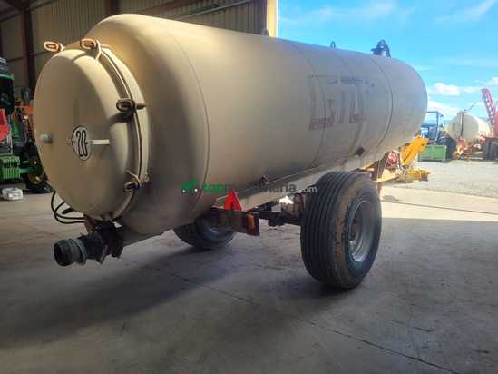 Cuba de purin  o agua  Gili 10000 litros