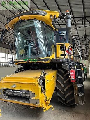 Cosechadora de Cereal - New Holland - cr 9.80