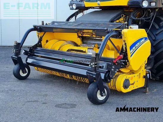 Cosechadora de Cereal - New Holland - 300fp pick up