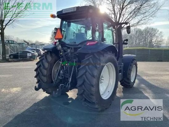 Tractor agrícola - Valtra - g 135 a 1b9