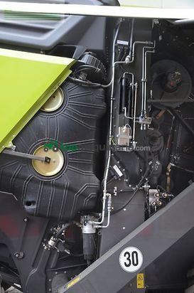 Cosechadora de Cereal - Claas - trion 740 terra trac