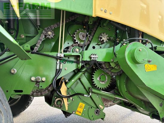 Empacadora gigant - Krone - comprima cv 150 xc